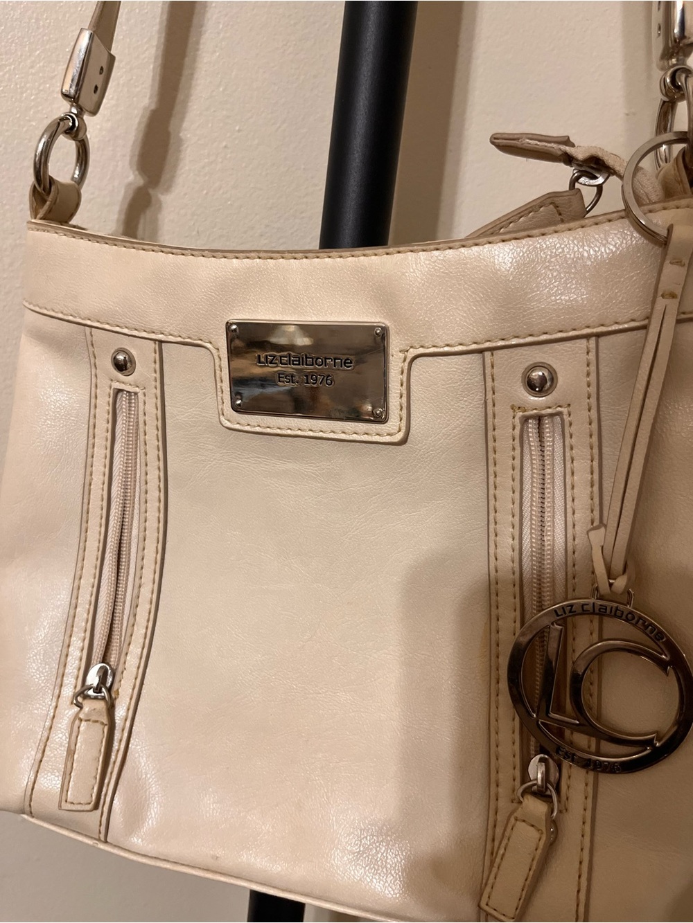 Liz Claiborne Beige Cream Crossbody Bag with Gold Hardware